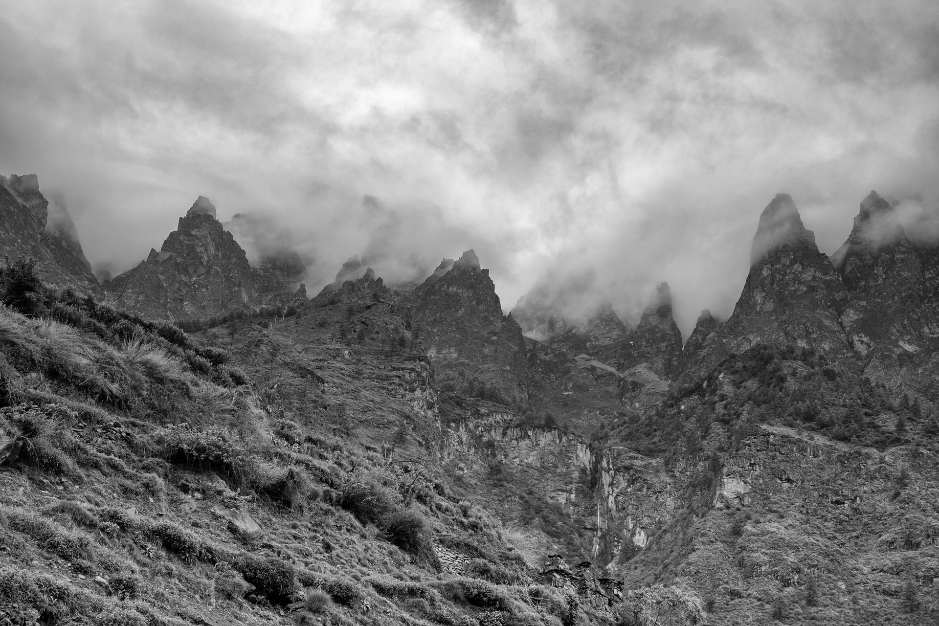 Top 10 Hidden Hikes in Nepal's Enchanting Tsum Valley