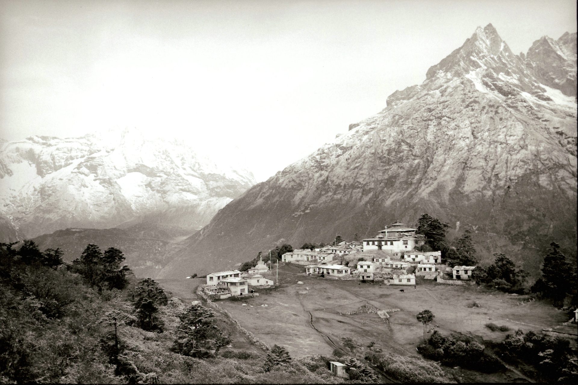 A Himalayan Buddhist monastery. — The Villages of Upper Mustang: A Field Guide to Lo Tsho Dyun